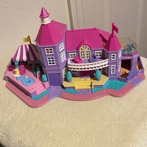 Polly Pocket 1994 Magic Light Up Mansion